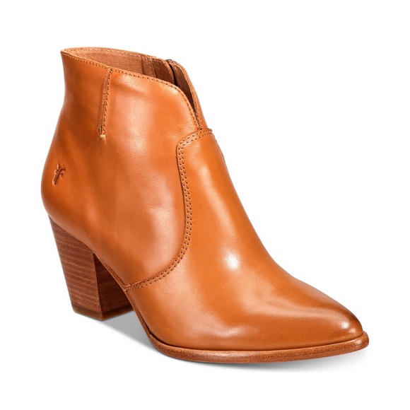 Frye Shoes - 🌟 FRYE JENNIFER STACKED HEEL ANKLE BOOTIES 🌟